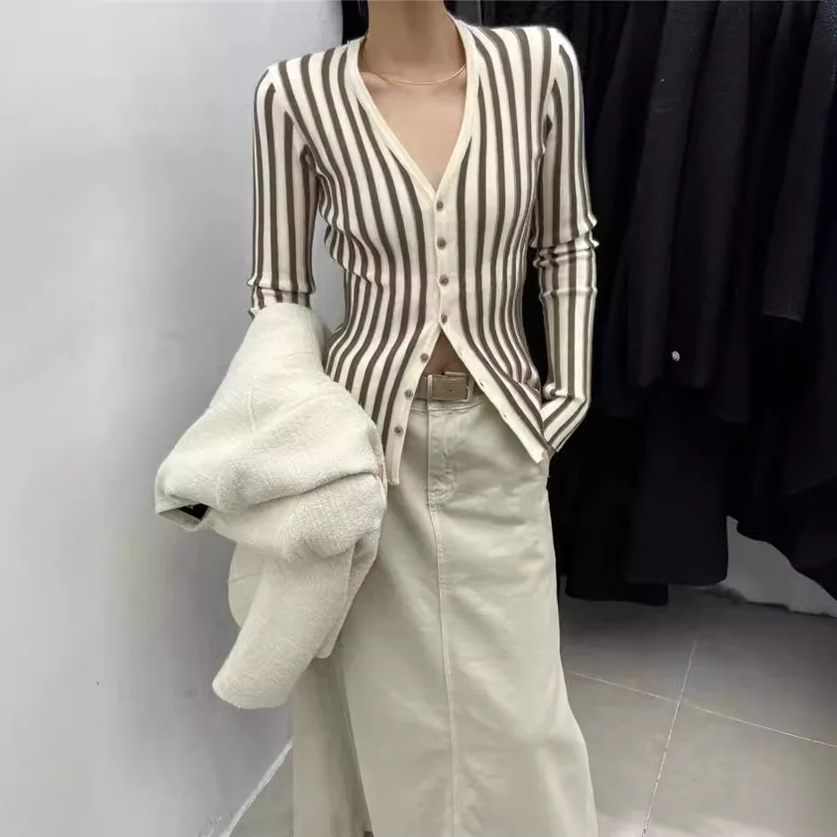 6869 Schlankheitsdecke ~ Frühlingsneues modisches V-Ausschnitt-Vertikalstreifen-Farbblock-Taillen-Schlankheits-Cardigan-Innenbekleidungsoberteil