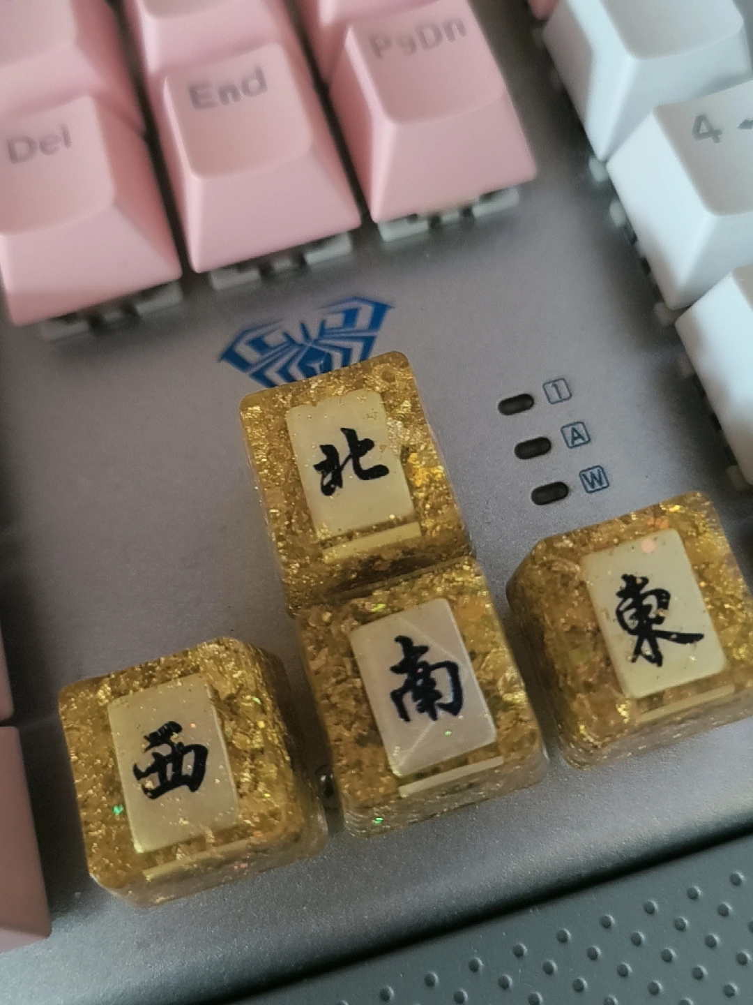 Chinese Mahjong Resin Keycap Set (4-Piece) - OEM 1U Height, Cross Stem, RGB Backlit for WASD/Arrow Keys -DIY Mechanical Keyboard
