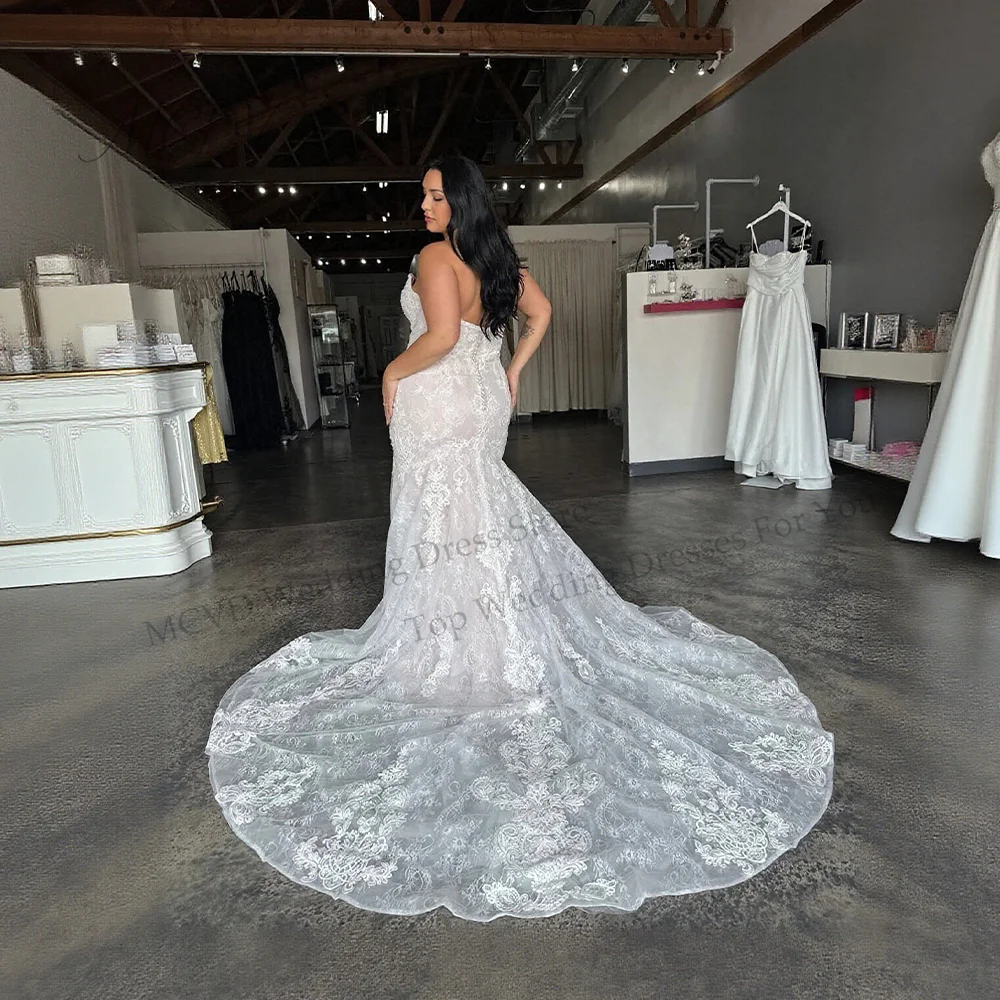 Curvy Plus Size Strapless Wedding Dresses Lace Applique Satin Mermaid Sweep Train Reception Dresses For Weddings Customized