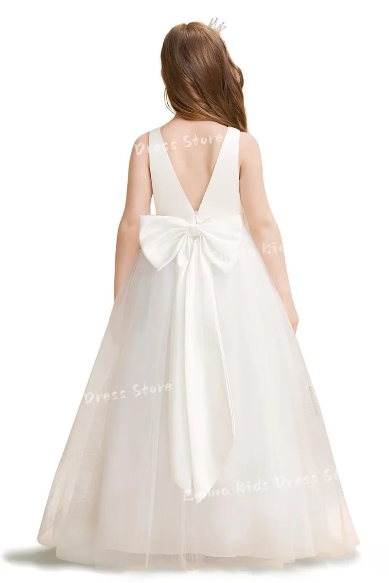 Custom Girl Flower Girl Dress V-Back First Communion Girl Dress Ball GownWhite Extra-Long  Suitable for Wedding Party with Bow