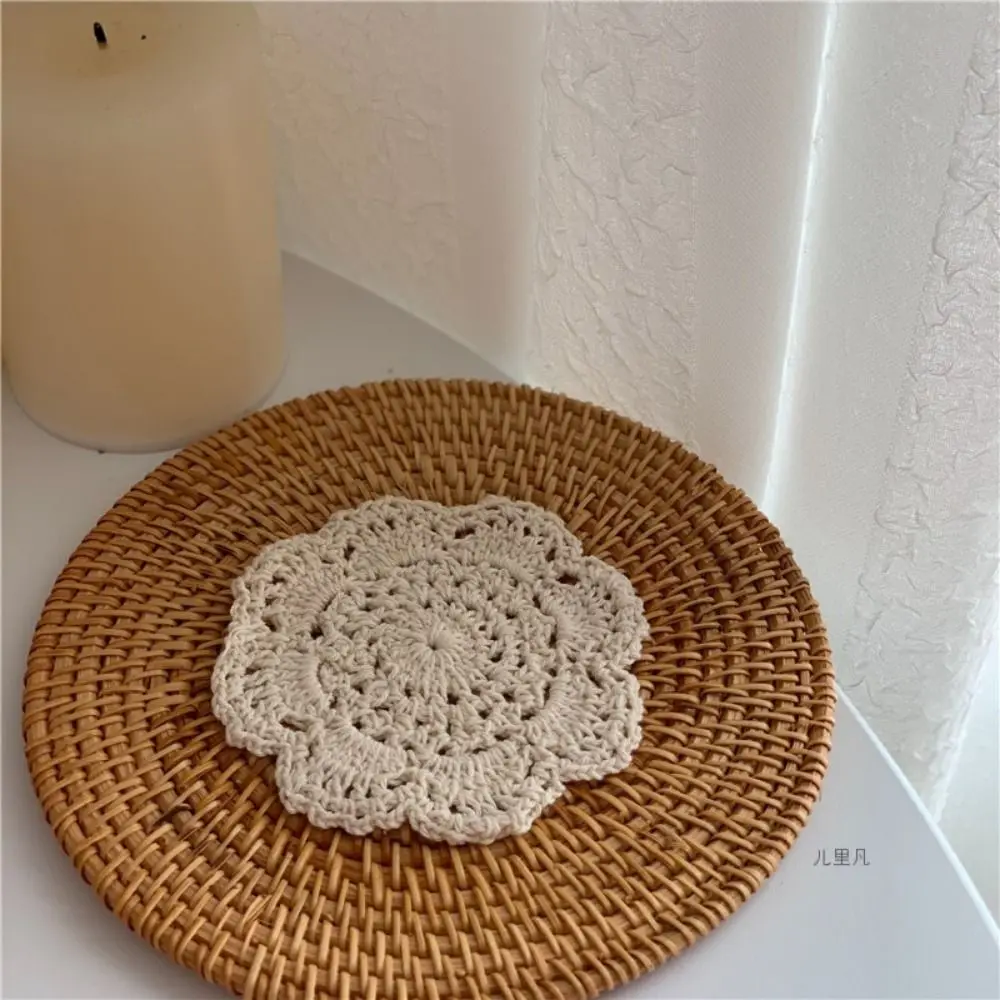 

Набор из 2/4 винтажных вязаных крючком подставок в богемном стиле с кружевным цветочным узором, маленькие подставки ручной работы для обеденного стола, для столовой