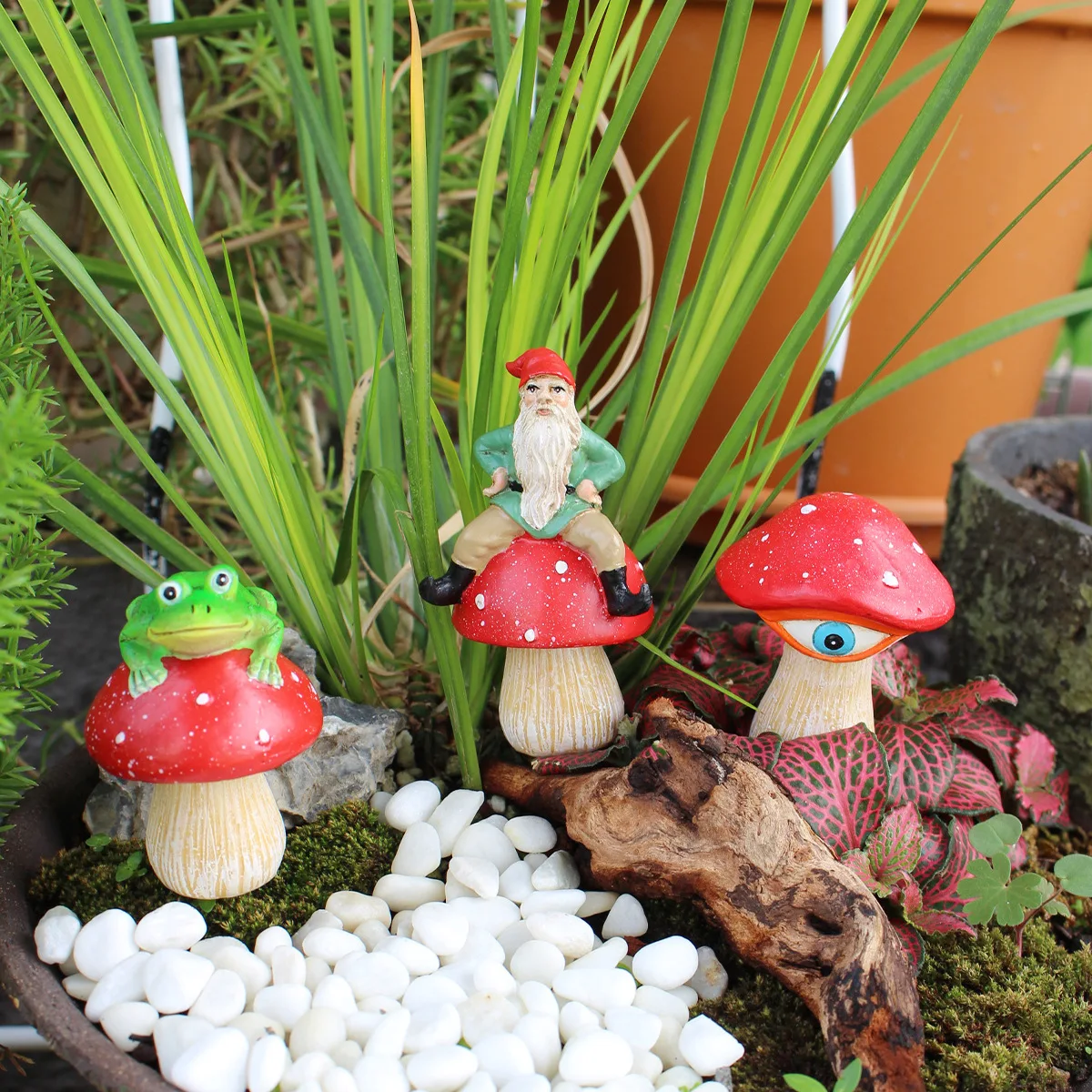 

Playful Frog Dwarf Mushroom Set - Resin Garden Decor for Lawn & Bonsai