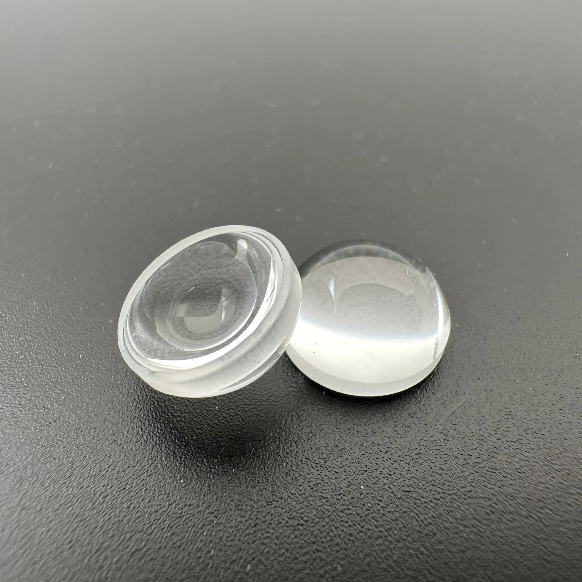 

ACL1008U aspherical glass lens is suitable for use in lighting systems and focusing