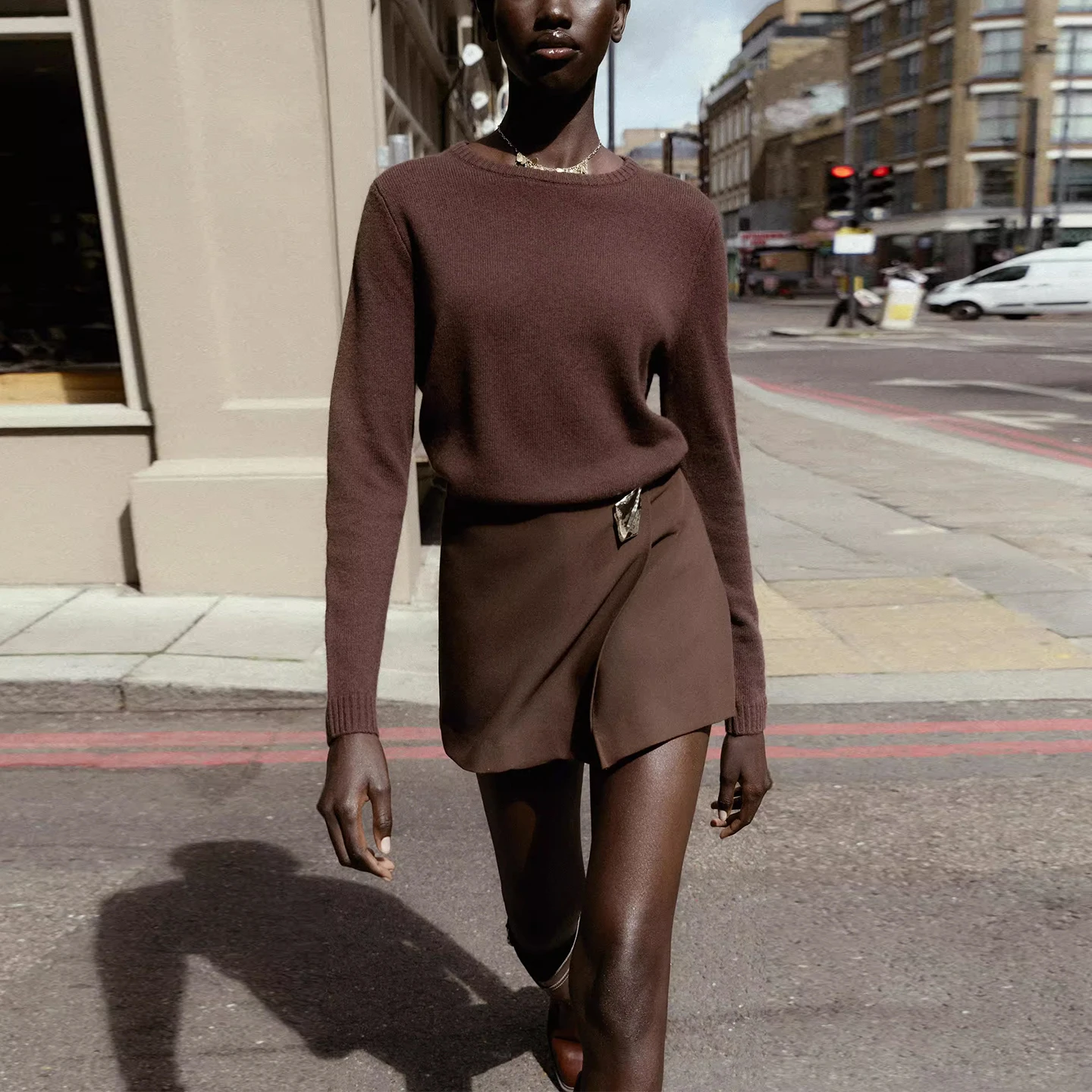 Lässige, dekorative, asymmetrische Damenhose aus Metall, hohe Taille, anderes Material, Damen, Faion, Herbst 2022, Z