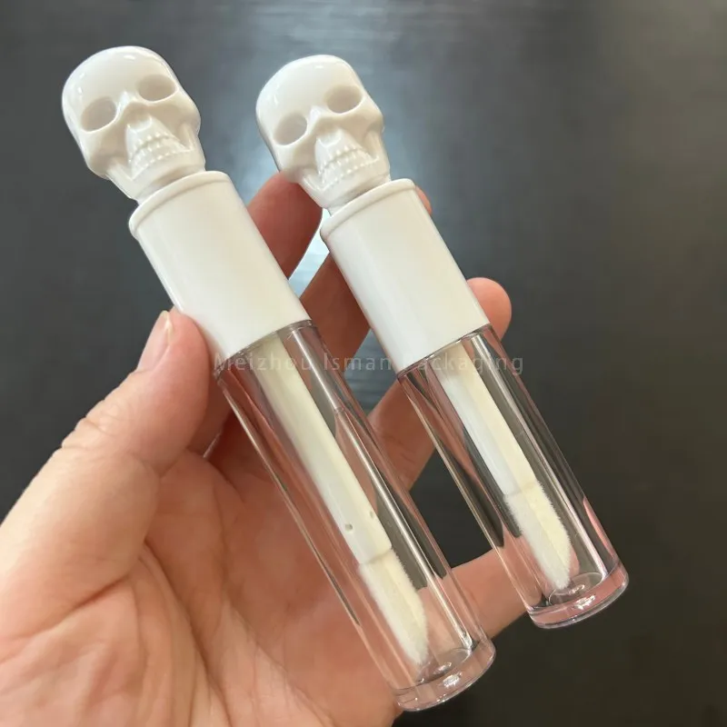 50pcs Halloween unique grande brosse blanc argent crâne lèvres glaçure tube vide tête humaine brillant à lèvres conteneur tubes vides 5 ml 3 ml