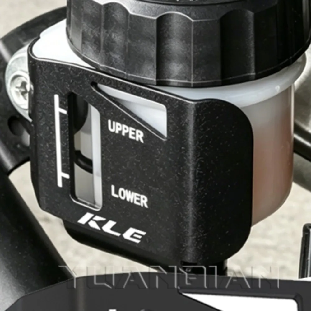 

KLE 500SE ABS Motorcycle Rear Brake Fluid Reservoir Cover Guard Cap Oil Cup Guard For Kawasaki KLE500 KLE 500 SE 2025 2026 2027