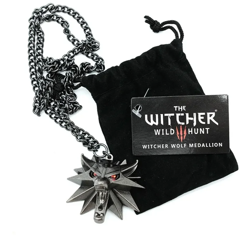 The Witcher 3 Wild Hunt LED Necklace Game Figure Geralt Wolf Head Pendant Necklace with Night Light Cosplay Jewelry Accessories