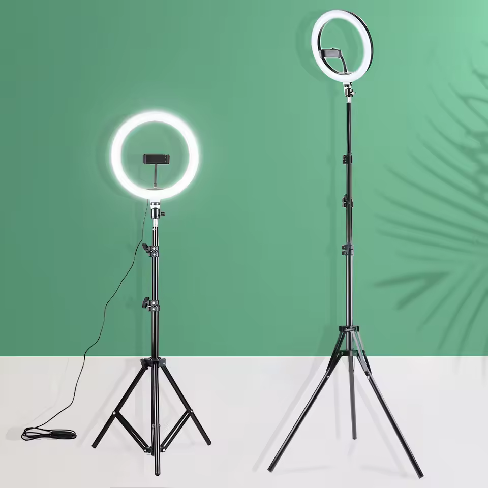 1. 26cm LED..