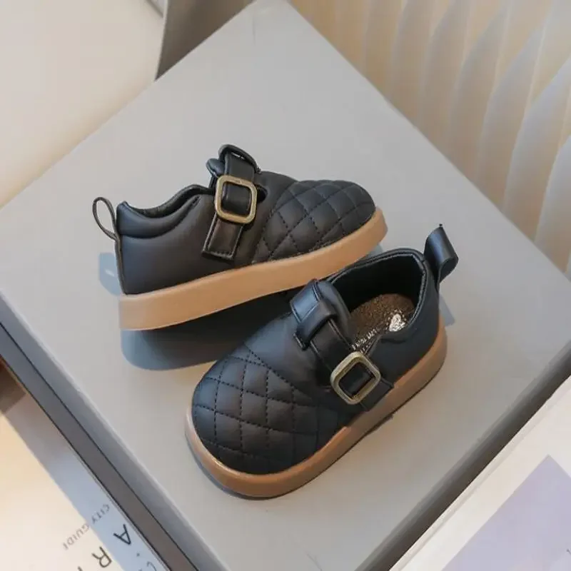 รองเท้าเด็กแบบใหม่ 2 สี พื้นนุ่ม หนังเรียบ รองเท้าเด็กผู้หญิง รองเท้าเจ้าหญิงสำหรับงานปาร์ตี้ ประดับโบว์ ไซส์ 23-34