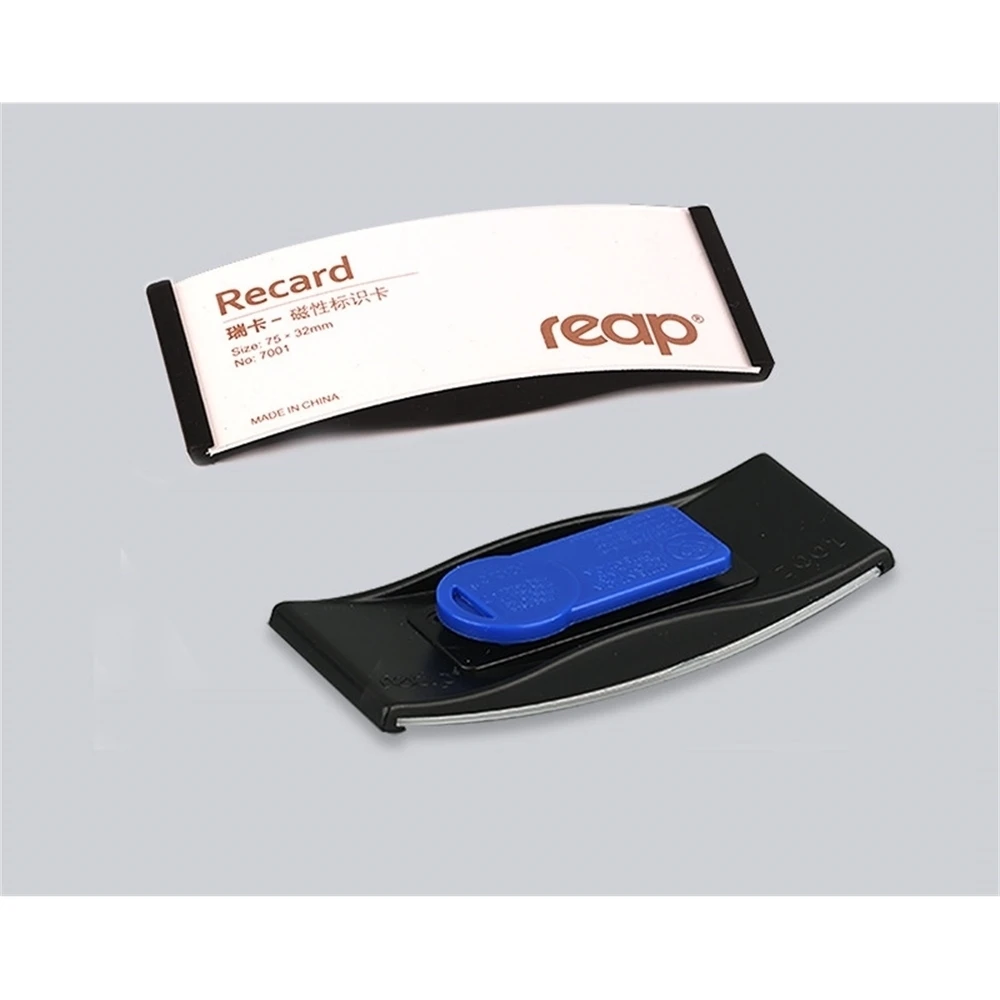 Etichetta con nome in stile magnetico a forma di arco da 75 * 32 mm, materiale metallico Nome ID Tag Badge Forte chiusura magnetica Etichetta per carta da ufficio