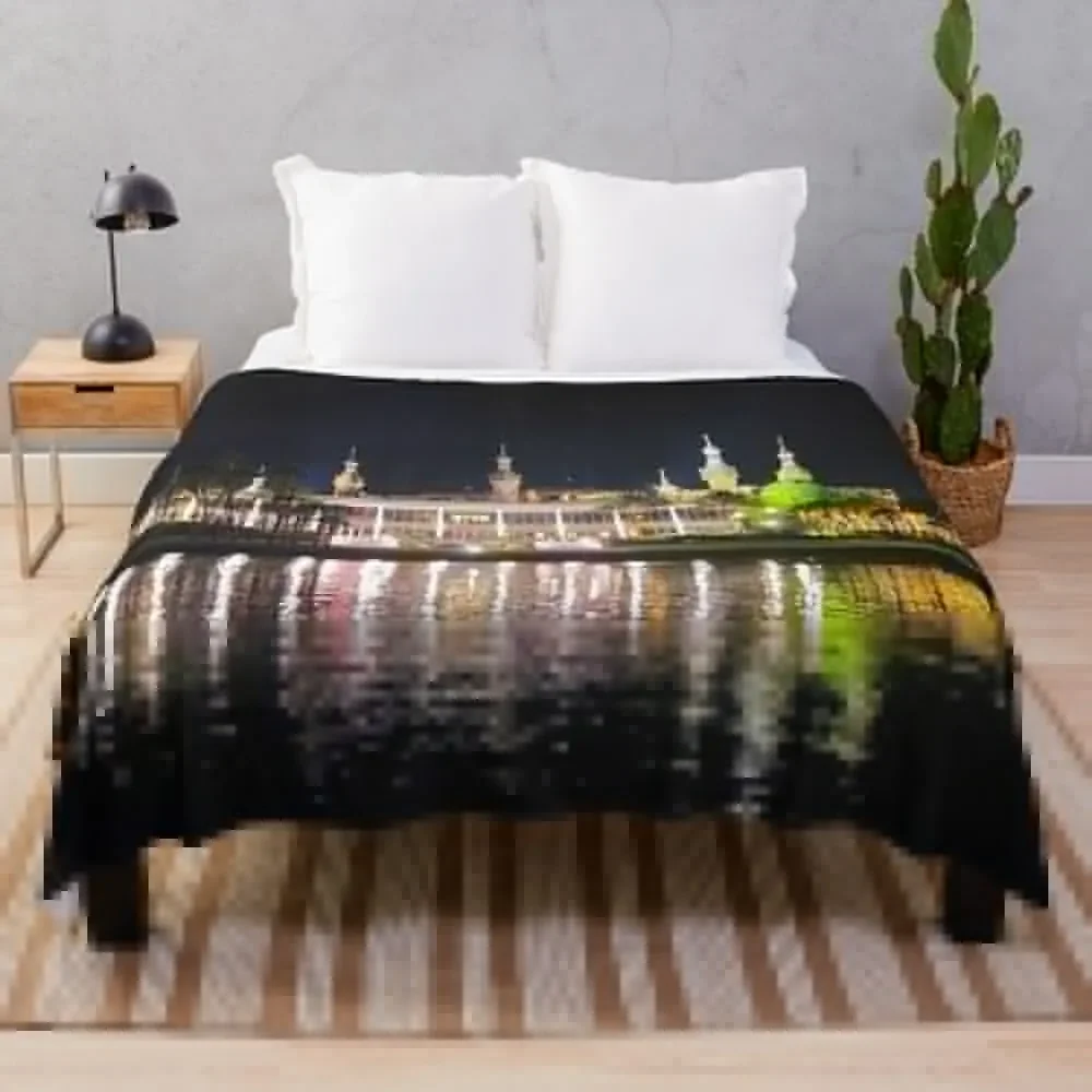 

City Of Tampa Riverwalk And The University of Tampa Throw Blanket Decorative Sofas Travel Warm Bed linens Blankets