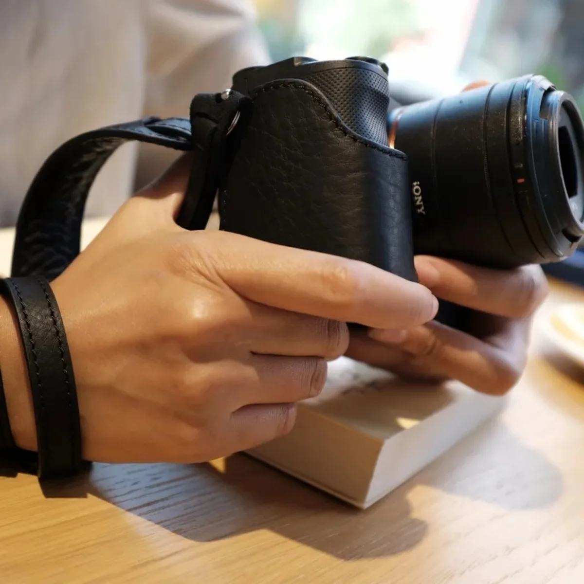 Sac pour appareil photo Vintage en cuir véritable, pochette de protection, housse de Base, ceinture d'épaule, sangle de cou pour Sony A7CR A7C2