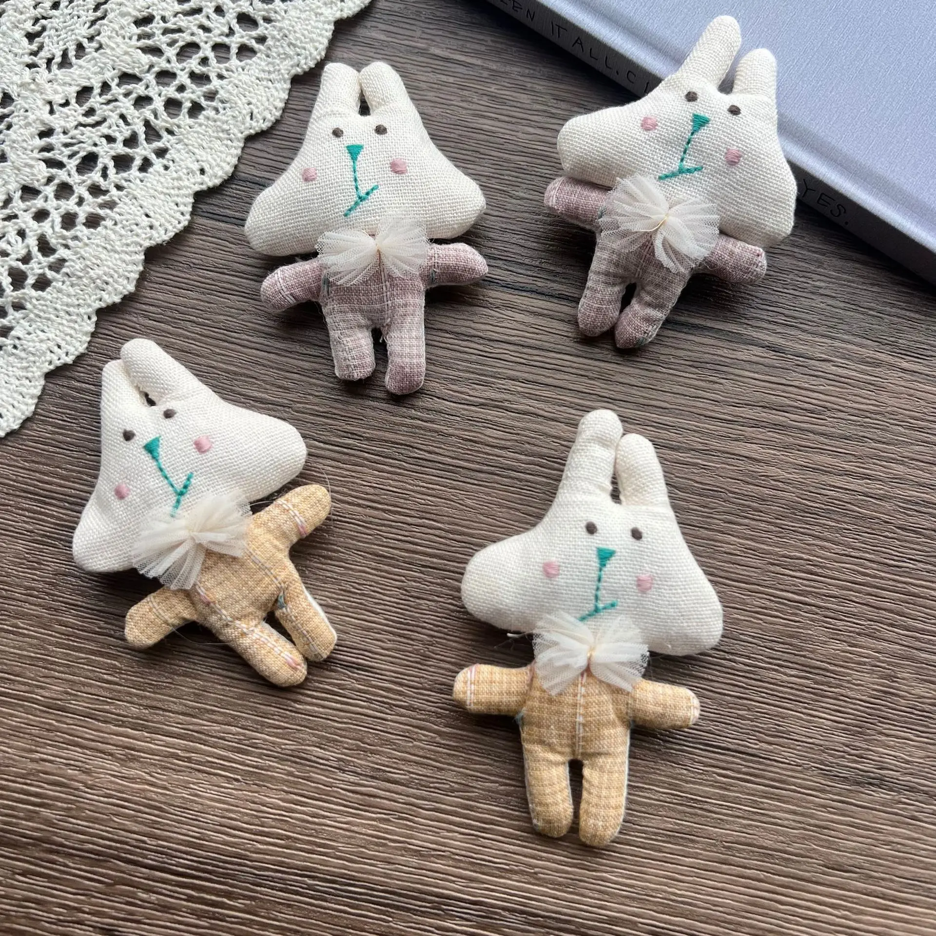 Stuffed Cotton Plaid Rabbit DIY Sewing Patch for Children Clothing Bag Hat Sweet Cute Handmade Embellishment Premium Soft