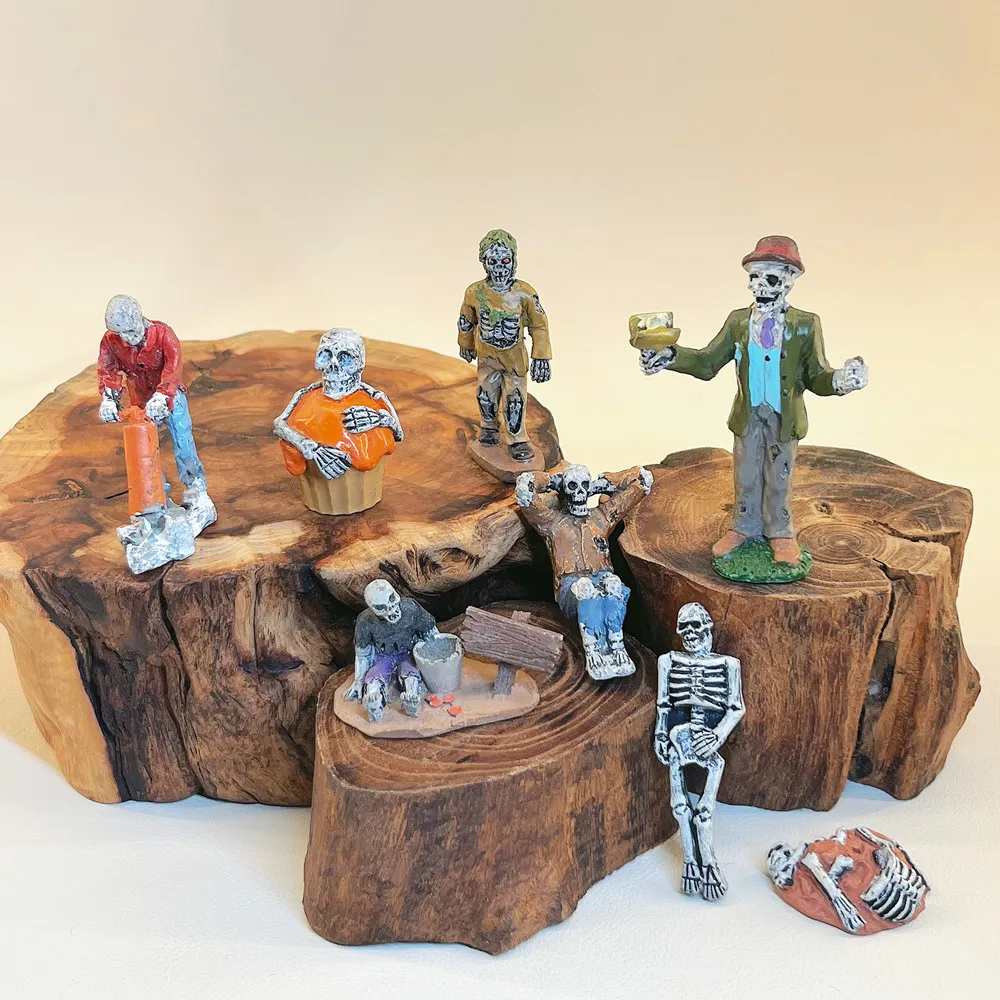 Halloween Mini Skeleton Figures Set Resin Tiny Skull Statues Desktop Decor