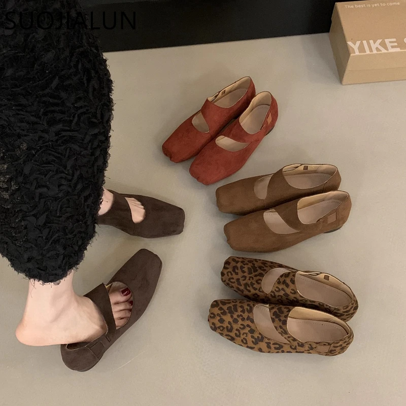 

SUOJIALUN Brand Women Flat Shoes Fashion Round Toe Shallow Slip On Ladies Elegant Single Shoes Soft Flat Heel Mary Jane Shoes