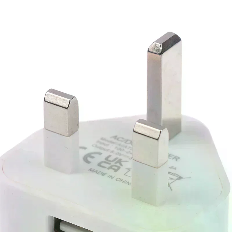 1Pc 3 Pin 1/3Ports UK Plug 1/3 AMP 5V USB Adapter Wall Charger Home Charging For Phones Universal Phone Adapter Socket