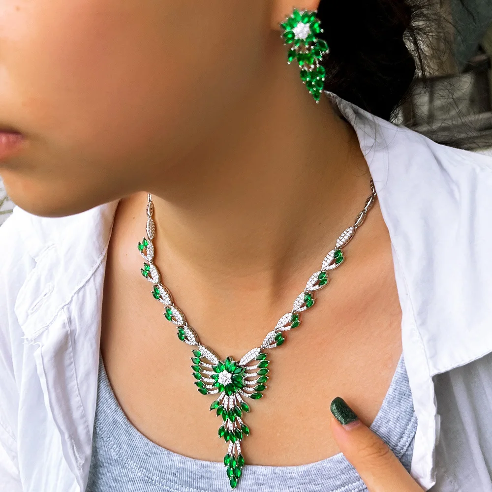 CWWZircons Glamorous Green Cubic Zirconia Feather Drop Wedding Necklace Earrings 2pcs Bridal Party Dress Jewelry Sets T723