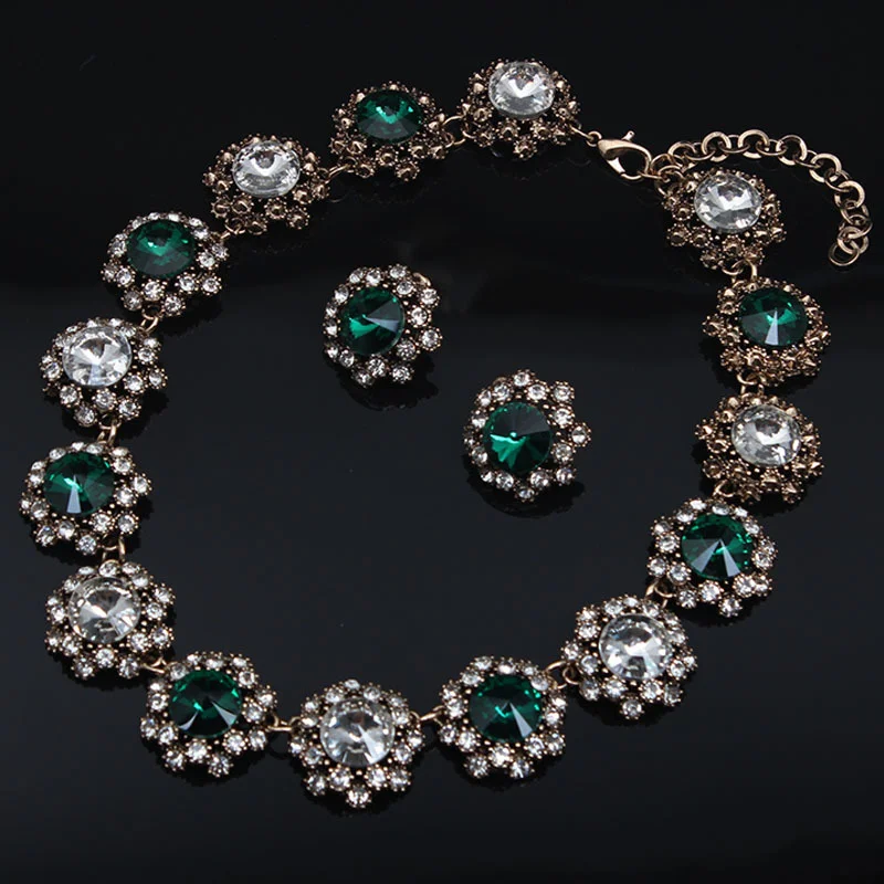 

Retro crystal ultra-shiny gemstone collar-length necklace and stud earrings set - fashionable women's accessories