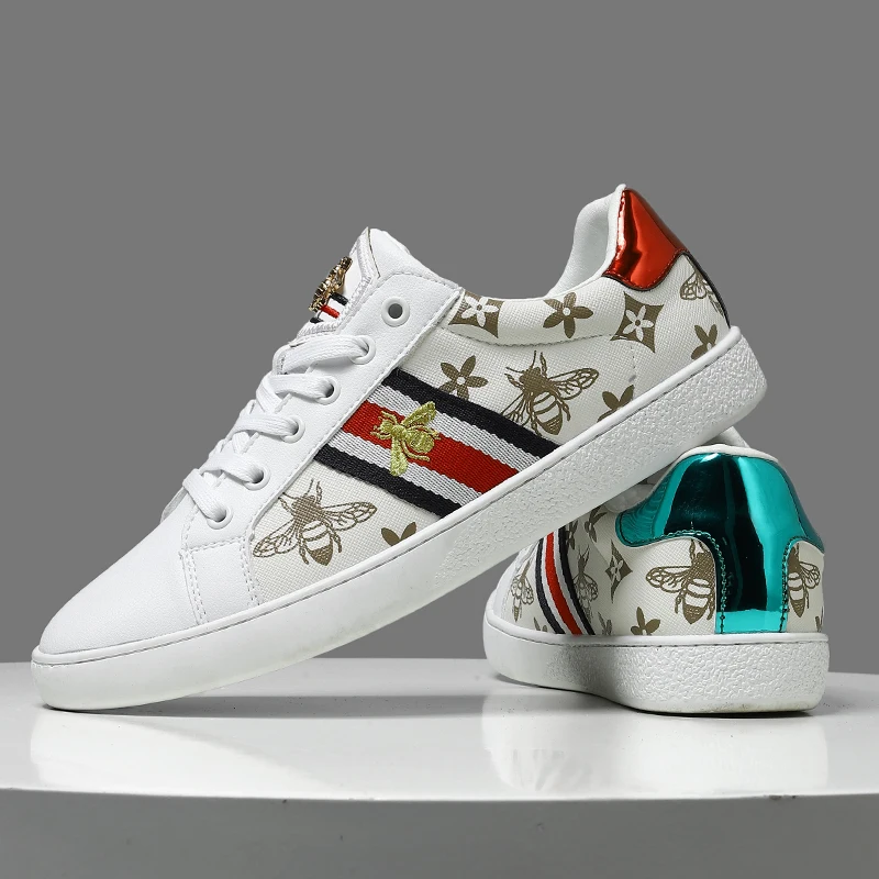 

2025Summer Breathable Comfortable High-Quality Little Bee Casual Sneakers for Men Trendy Shoes Beige White Silver White38-44