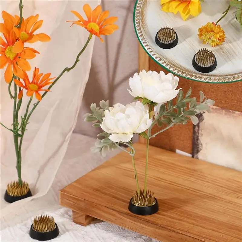 A02M-16 Pcs Flower Frogs Round Brass Flower Holder Japanese Ikebana Vase Floral Frogs Flower Arranger (1.34 Inch)