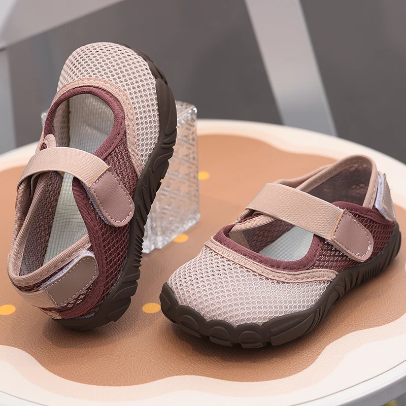 

Children's Sandals Baotou Girls' River Tracing Shoes 2026 Summer New Lightweight Soft Bottom Barefoot Shoes Mesh Breathable Chil