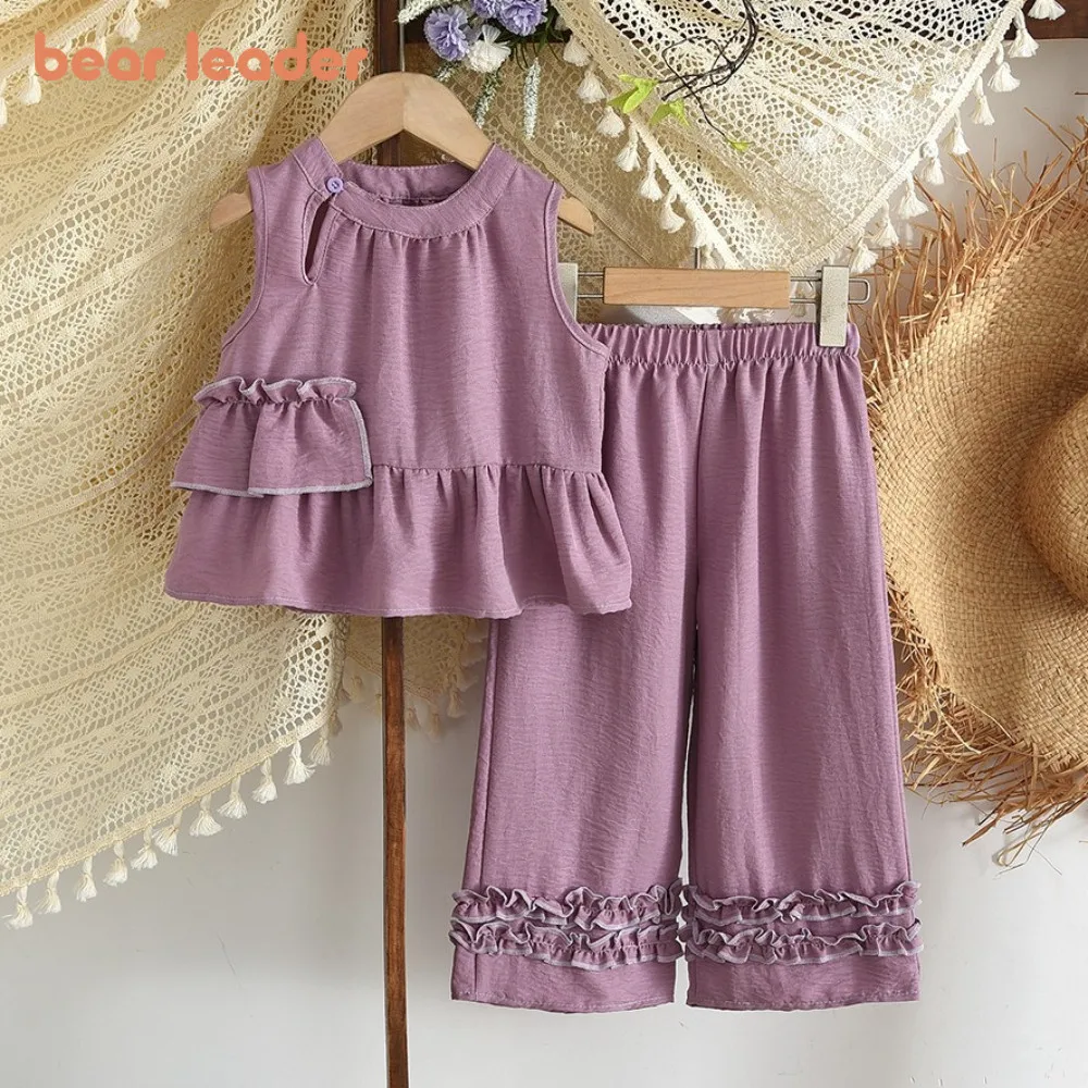 

Модный новый фиолетовый элегантный комплект для девочек Bear Leader, корейская версия, детская одежда 2026: топ без рукавов с пэчворком + повседневные брюки