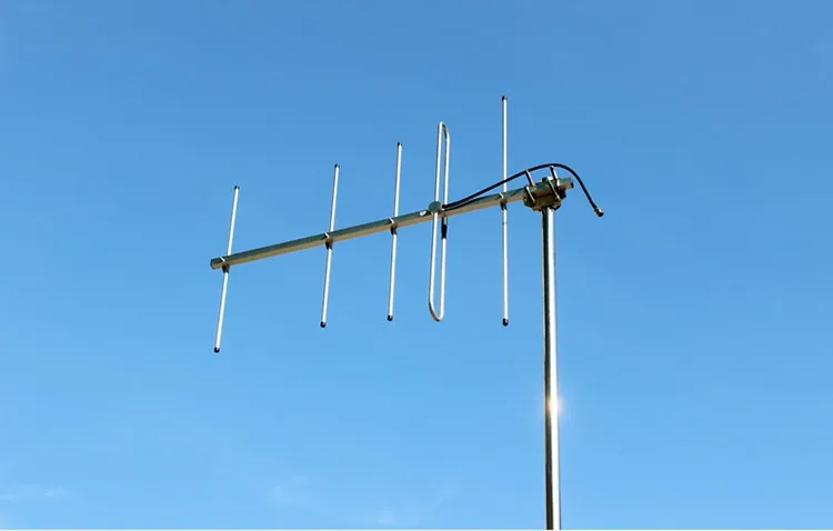 230MHz Yagi Antenna 220-290MHz  VHF Five-unit  Broadcast Data Transmission Station for DAB / Radio