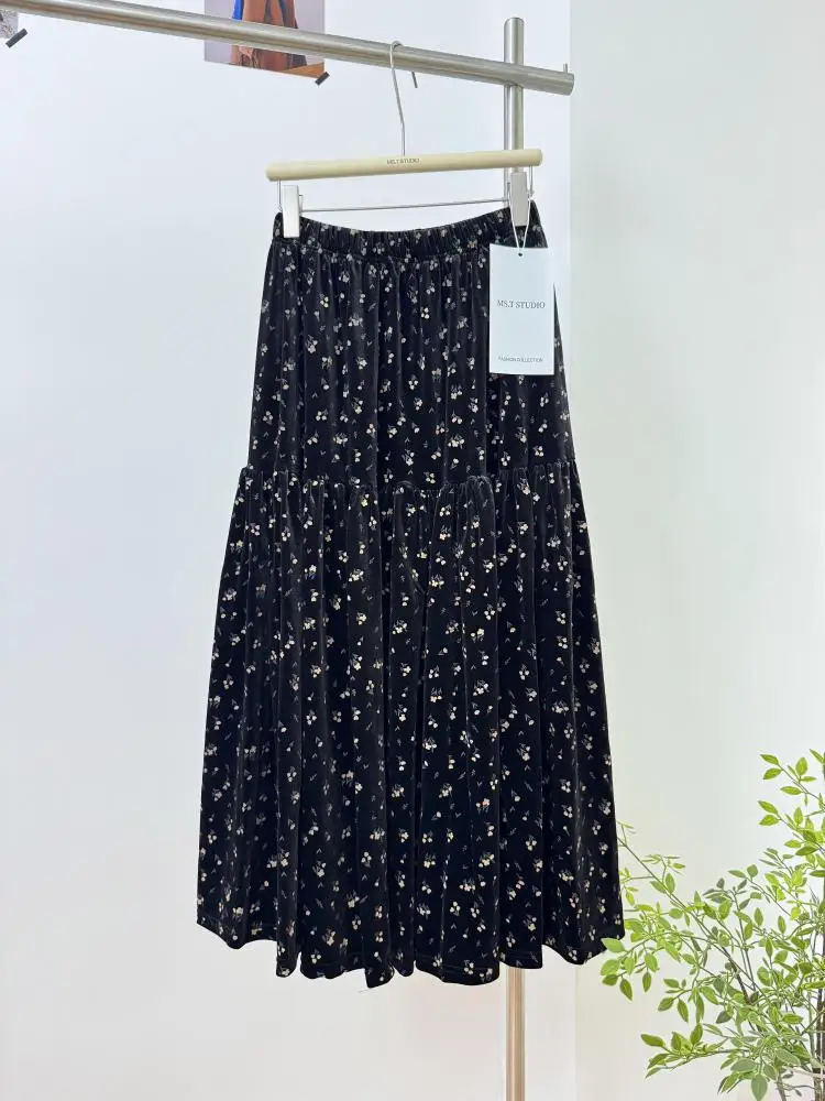 

Винтажная женская элегантная плиссированная длинная юбка с цветочным принтом для отпуска, осень-зима, универсальная вечерние бархатная юбка с высокой талией, 2025 г., популярная в стиле бохо