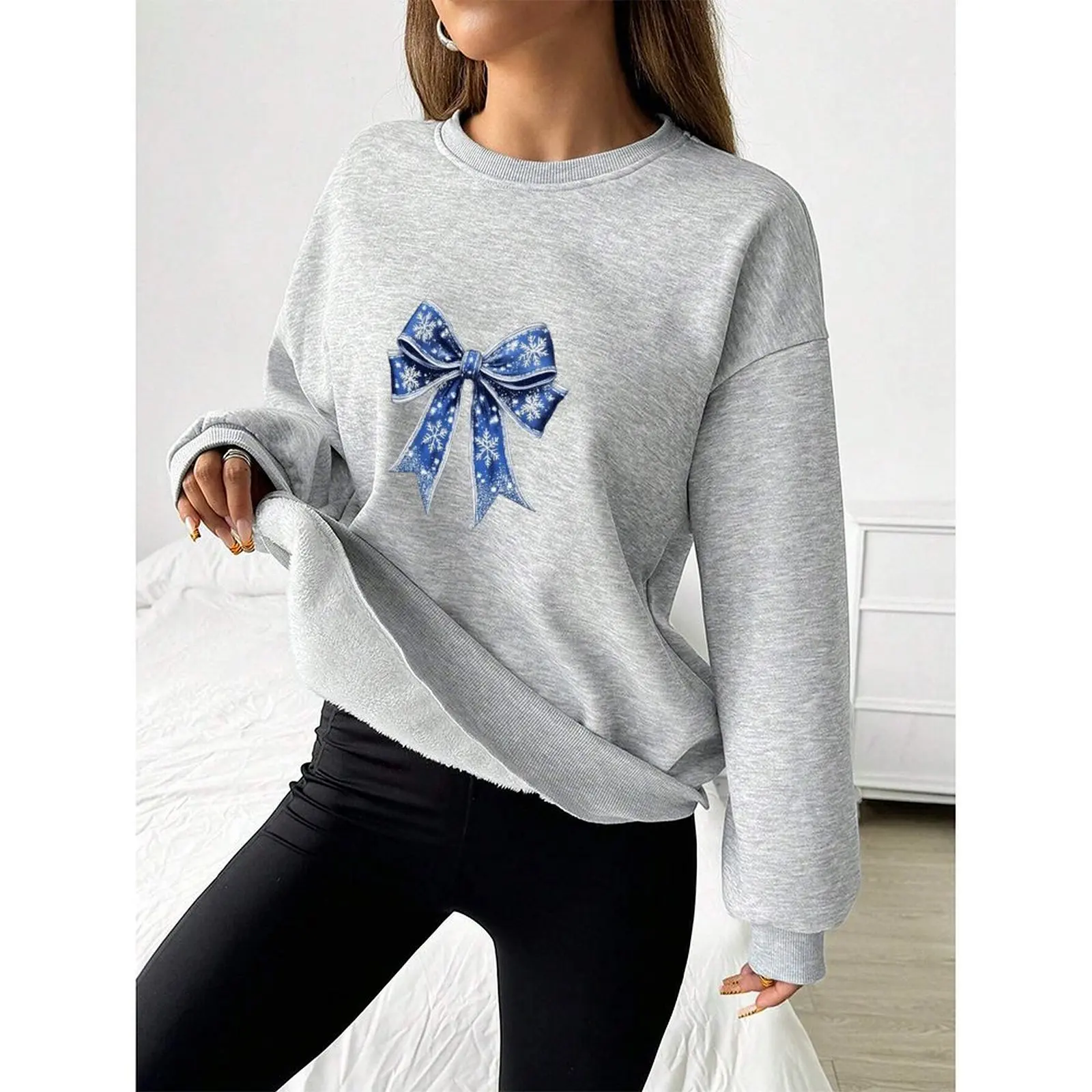 Round Neck Women Sweatshirt Velvet Winter Casual Novy God Russian New Year Printed Pattern Woman Clothes Casual T-Shirts Tops