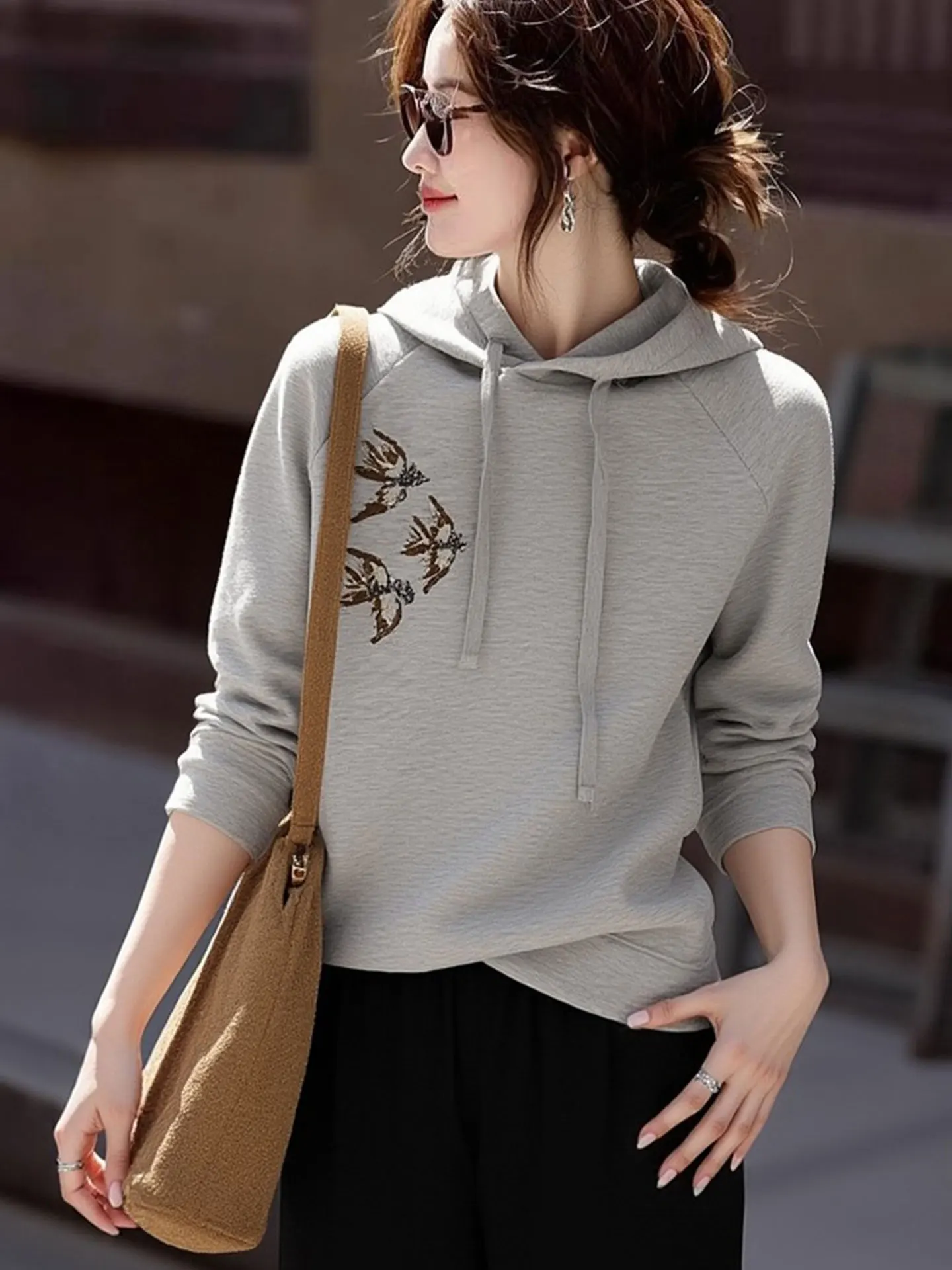 

Толстовка Laid-ba Sle с капюшоном и длинными рукавами, европейский бренд класса люкс, свободный крой, весенняя повседневная утепленная женская кофта