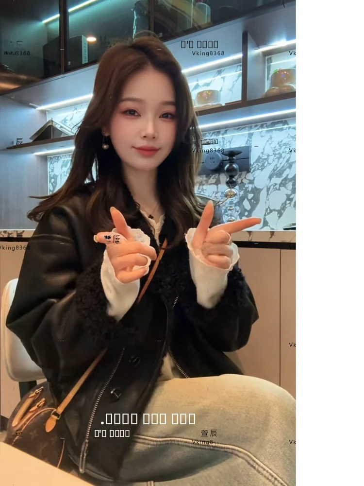 Xuanxuanchen Giacca in Pelle PU e Pelliccia Reversibile di Lusso, Calda e alla Moda per Autunno e Inverno, Abbigliamento Esterno Corto da Donna 9583