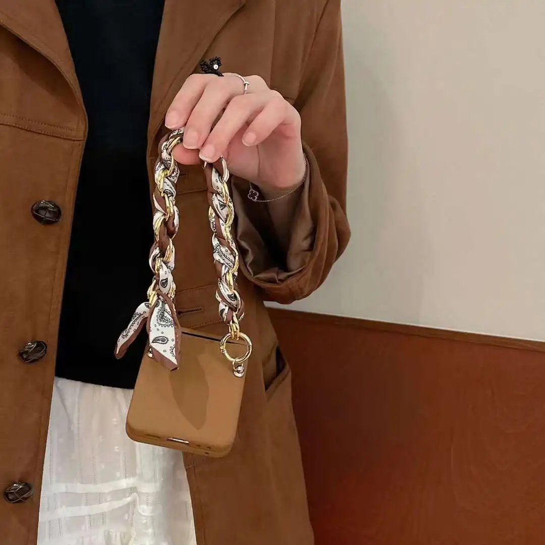 Handheld Scarf Bracelet Wristband Chain Hard For Samsung Galaxy Z Flip 6 Z Flip 5 4 3 Transparent Phone Cover Soft Case