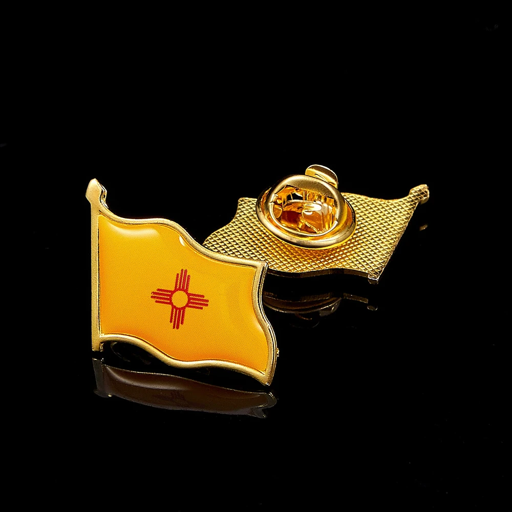 

USA State of New Mexico Flag Coloried Patriotism Lapel Pins Gold Plated Waving State Pin&Brooch