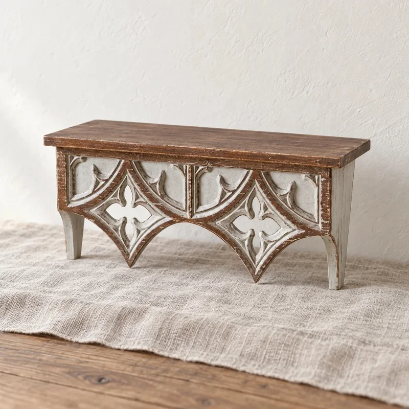 Vintage-style wall shelves for decorating the living room of a guesthouse, used as props for photoshoots, American-style