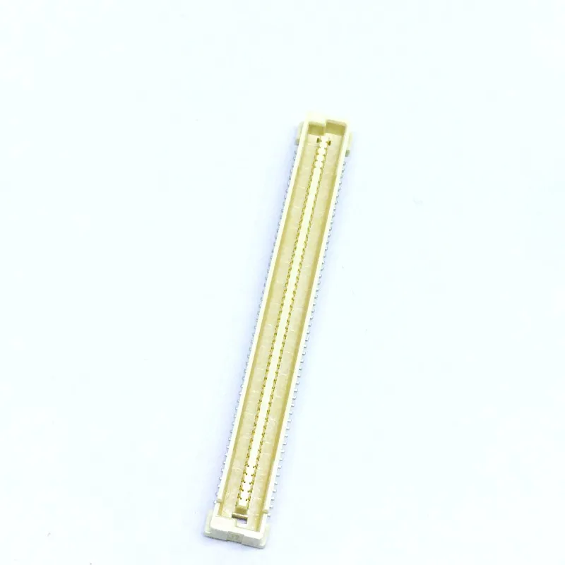 موصلات لوحة إلى لوحة و Mezzanine TE Connectivity / AMP 5177984-4