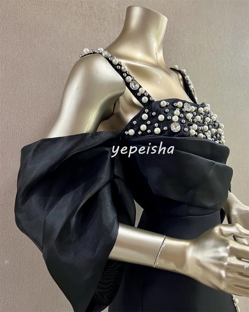 ที่กําหนดเองซับซ้อนจับคู่เซ็กซี่เจอร์ซีย์เพิร์ล Rhinestone ตรงสแควร์คอ Midi ชุด Bespoke โอกาสชุดคลาสสิก