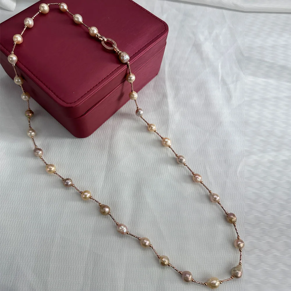 

Unique Baroque Pearls Necklace 9-10mm 85cm, High Gloss One-of-a-kind Design, No Duplicates Worldwide – Elegant & Chic