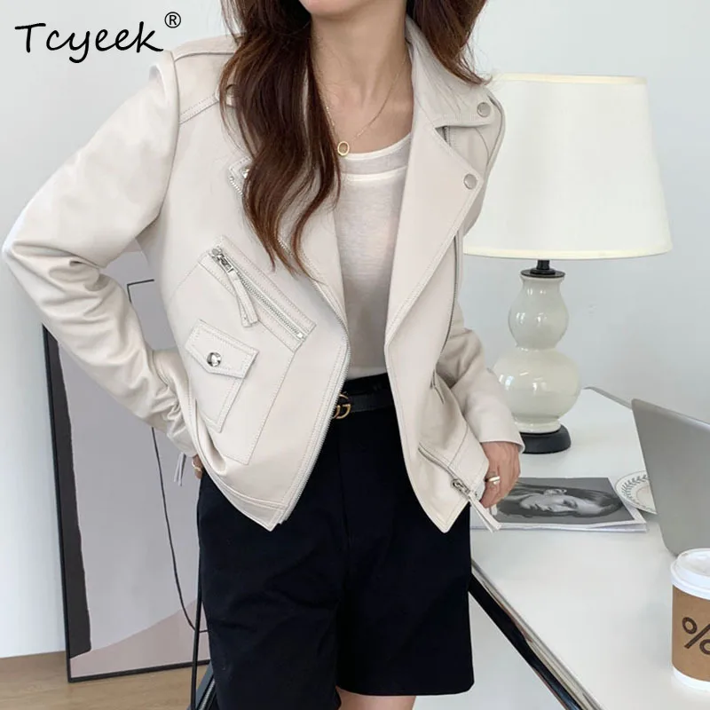 2023 New Spring Leather Coat Women's Short Slim Suit lapel Motorcycle Wear Irregular Zipper Streetwear Sheepskin Leather Jacket