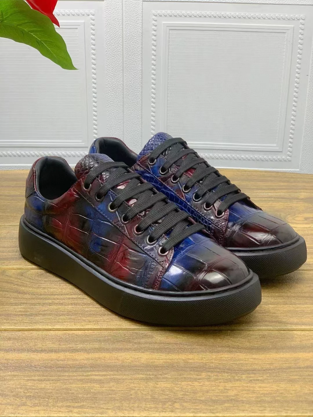 2023 new high quality Genuine real crocodile skin men shoe matt alligator leather men leisure sneaker wax color red blue grey