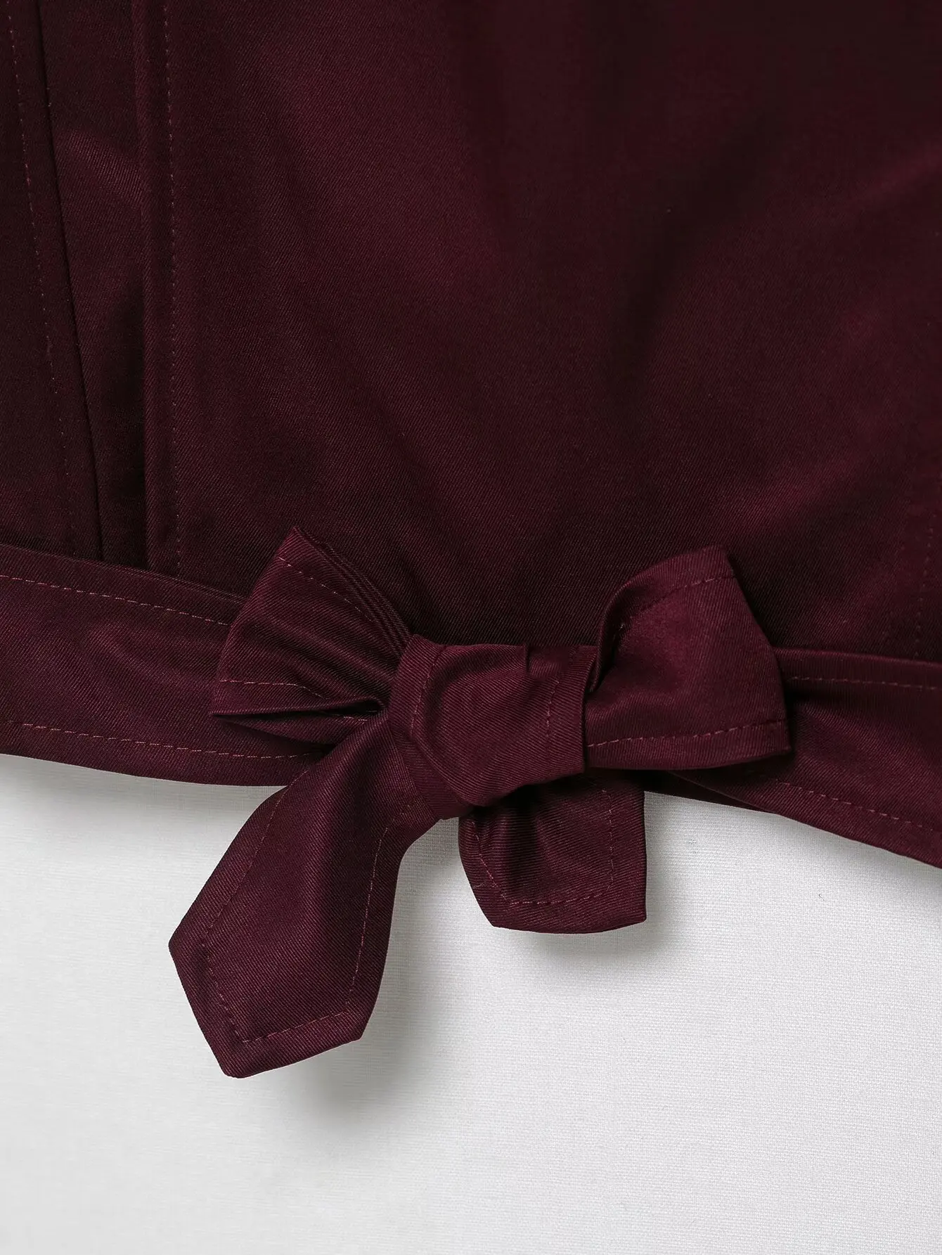 เสื้อแจ็คเก็ตบอมเบอร์สีแดงเบอร์กันดีแบบมีซิปสำหรับผู้หญิง แฟชั่นฤดูใบไม้ร่วง ทรงหลวม คอตั้ง แขนยาว มีกระเป๋า เสื้อโค้ทสั้น เสื้อคลุมลำลองสำหรับผู้หญิง