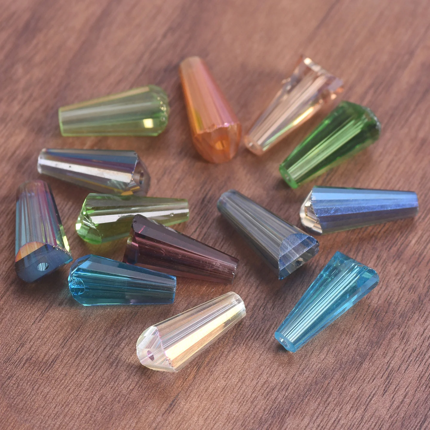 10 buah 15x8mm bentuk kerucut air mata manik-manik longgar kaca kristal segi untuk membuat perhiasan DIY temuan kerajinan