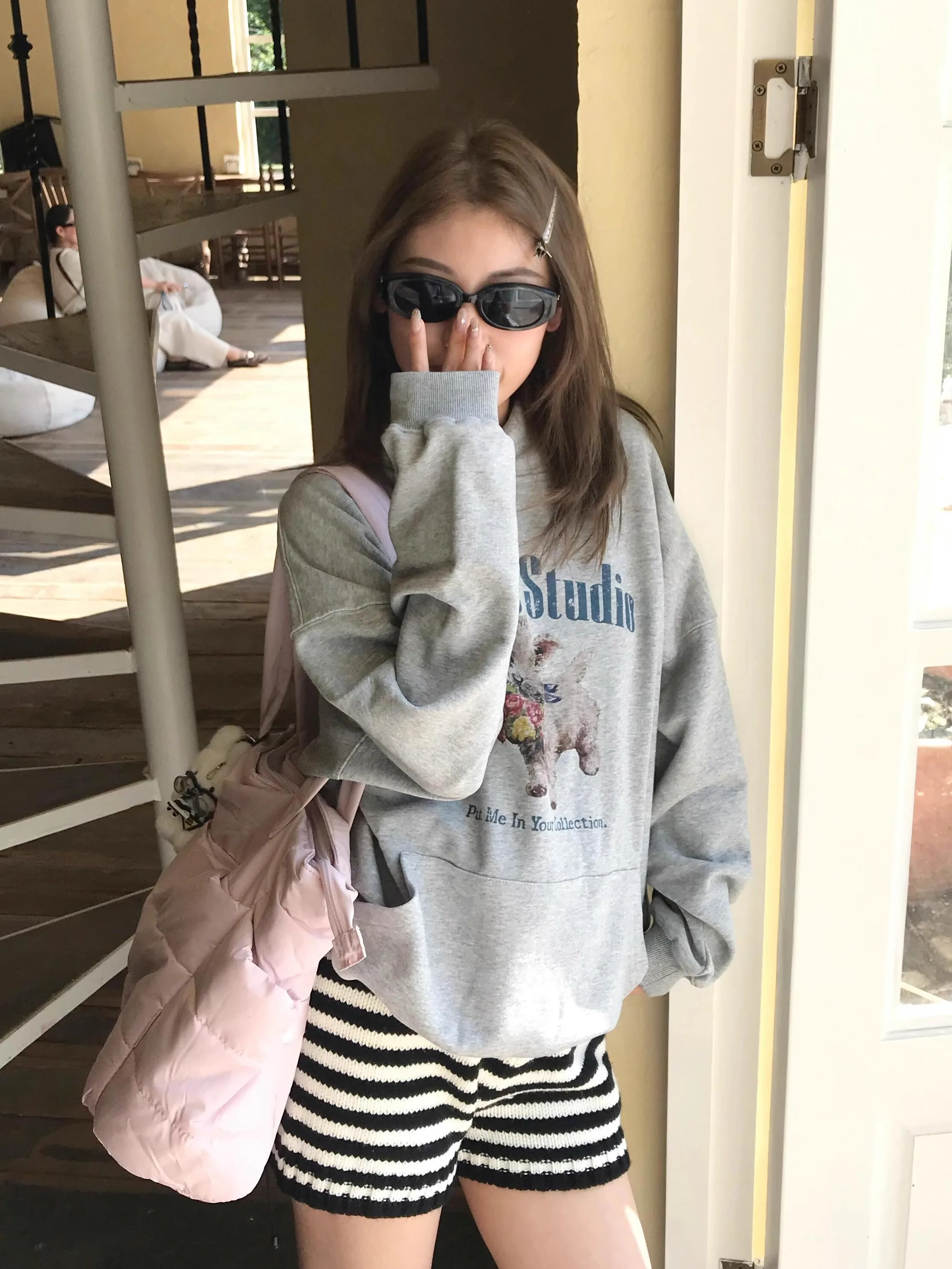 Leste hoje quente coreano sle fre flor pequeno cão anti-envelhecimento impressão dos desenhos animados casual solto puro algodão hoodie topo