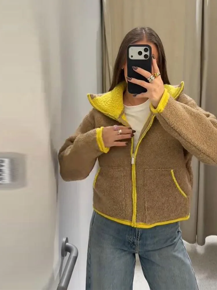 

Casual Spring Women Contrast Knitted Jacket Fashion Long Sleeve Zipper Pockets Stand Collar Female Jacket Loose Streetwear 2026