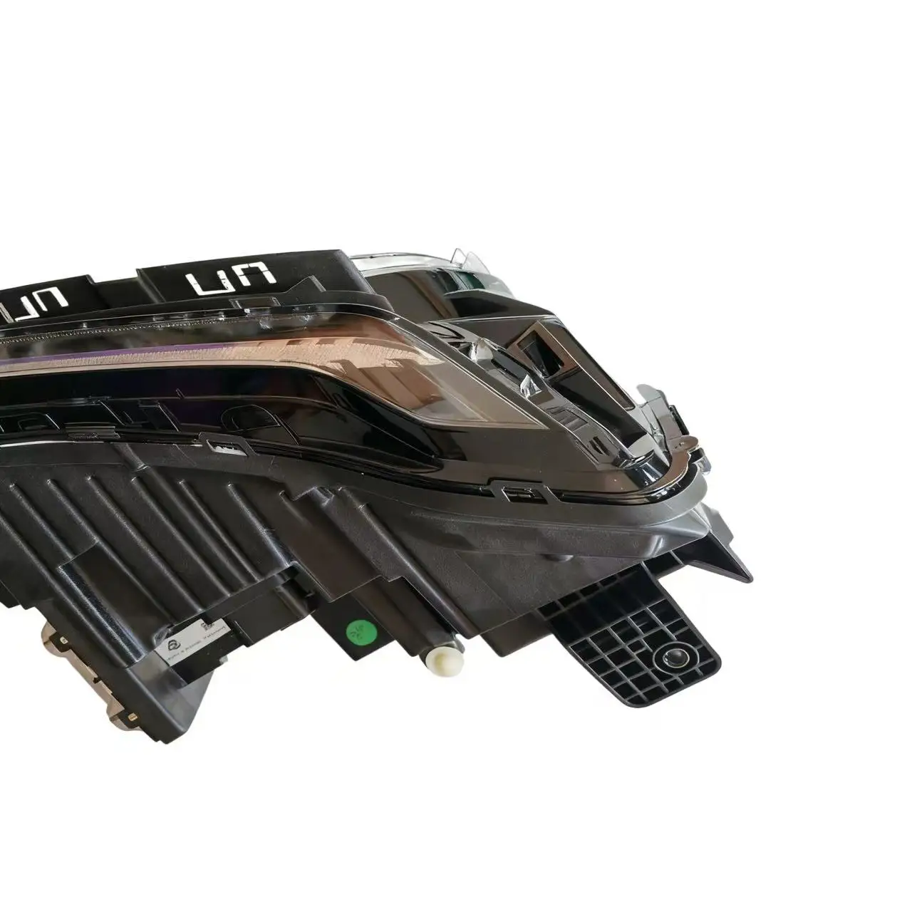 لقطع غيار السيارات لوتس Emeya المصباح الأمامي الأيسر والأيمن. المصباح الأمامي للسيارة.