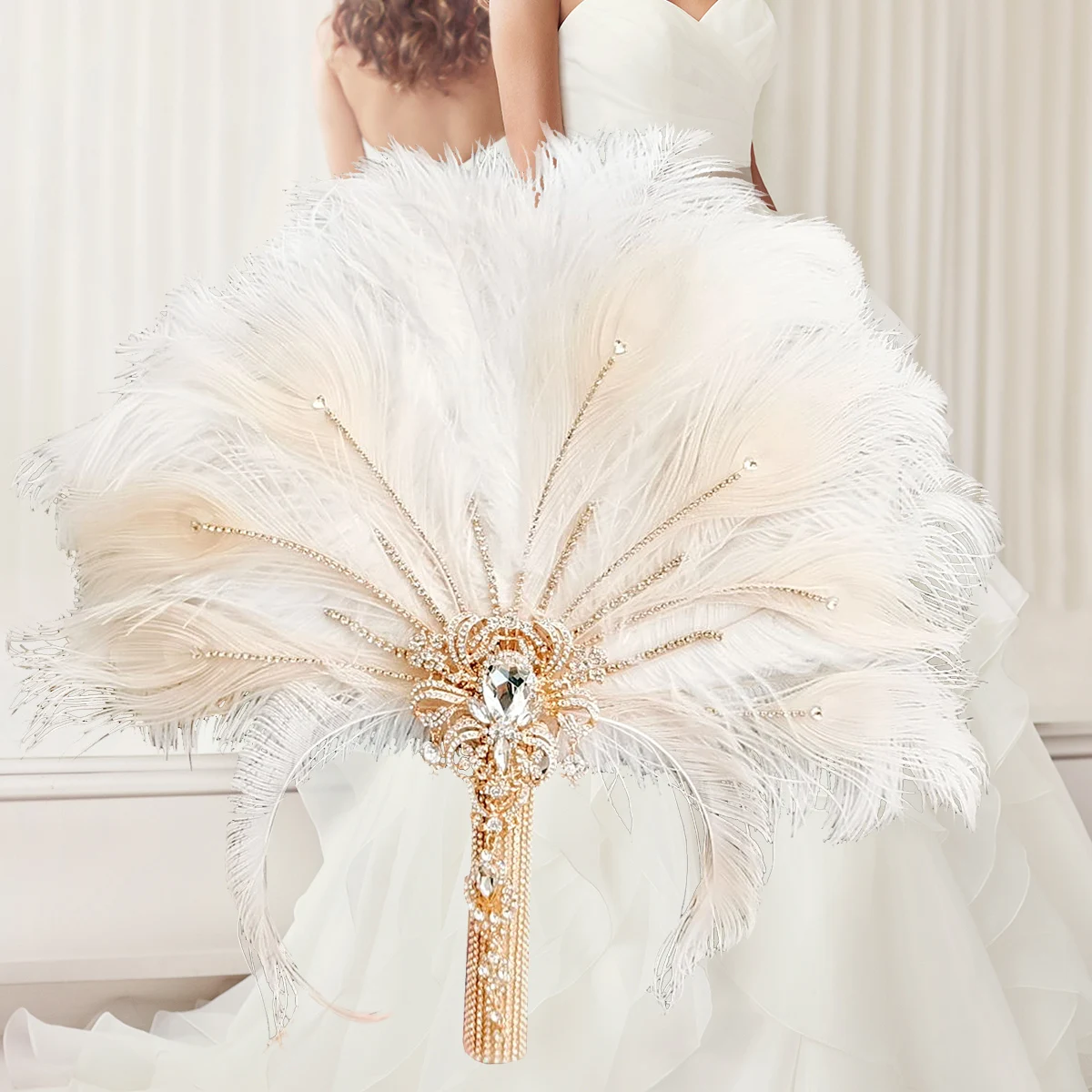 JaneVini 2022 Chic European Style Ivory Ostrich Feather Bridal Bouquets Fan Luxury Crystal Wedding Hand Gold Brooch Bouquet Fan