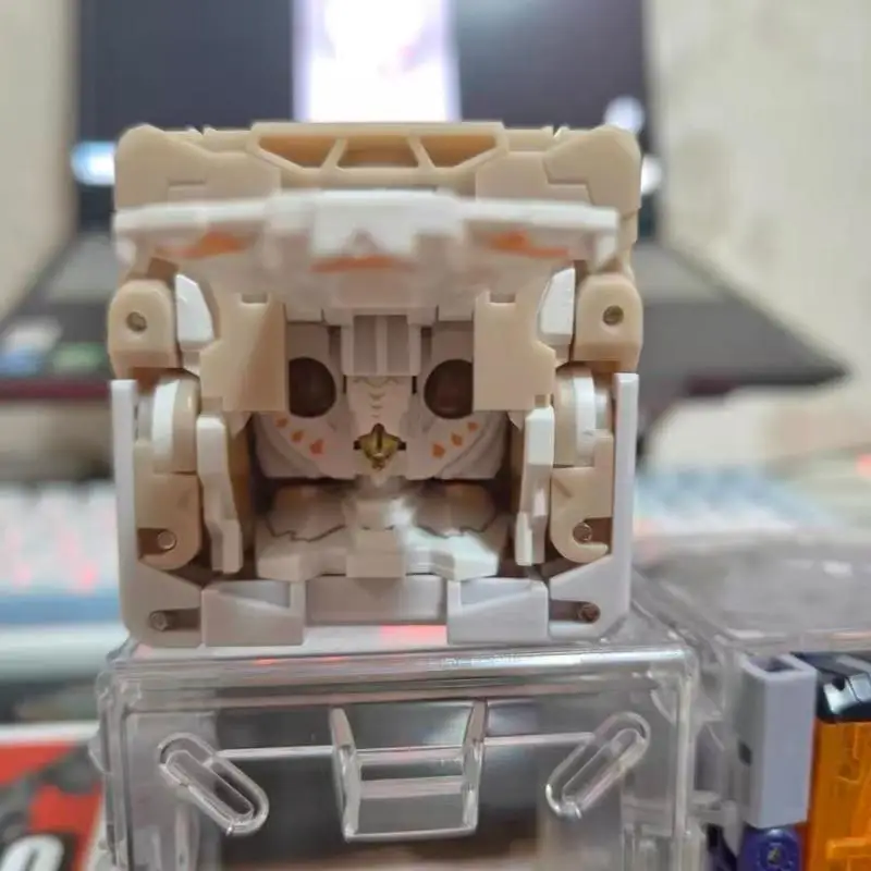52TOYS BEASTBOX Series Owl-themed Transforming Robot Toy Collectible Action Figure Model for Kids & Adults