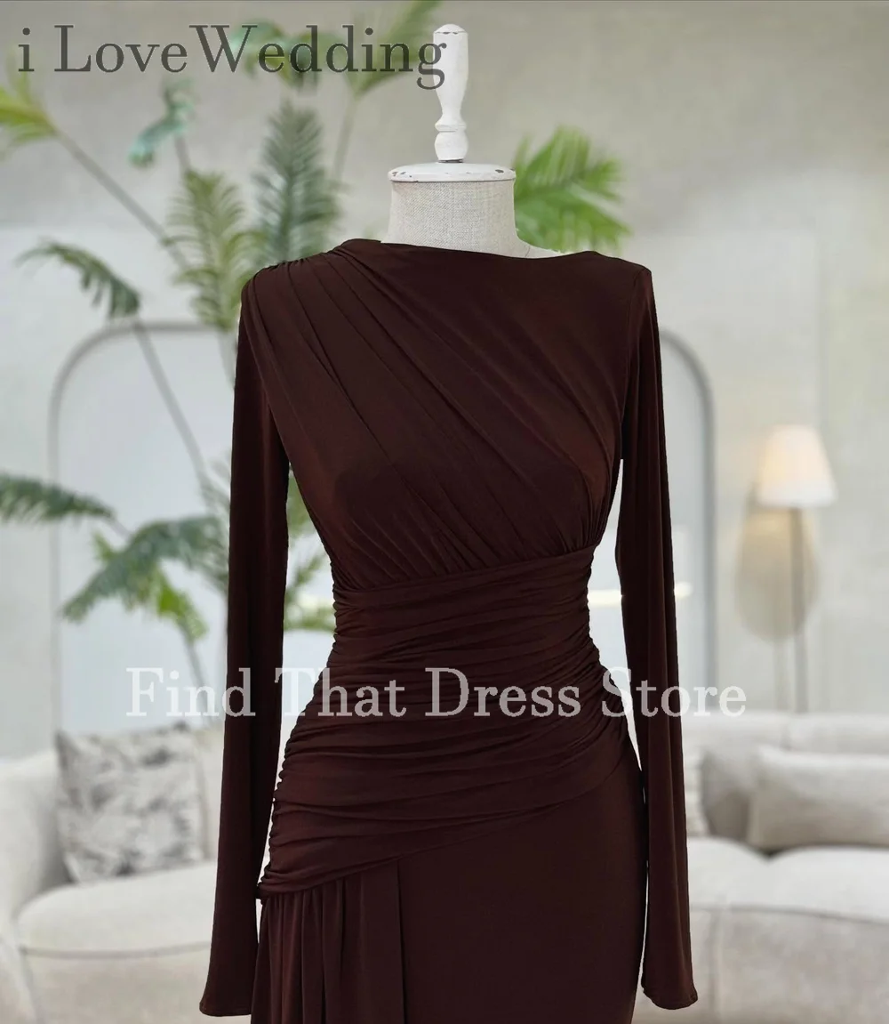 ชุดราตรีเจ้าสาวแบบสั่งตัด ทรงเข้ารูป คอทรงโอ แขนยาว จับจีบ ยาวแบบแม็กซี่ สไตล์ซาอุดิอาระเบีย พร้อมแขนยาว