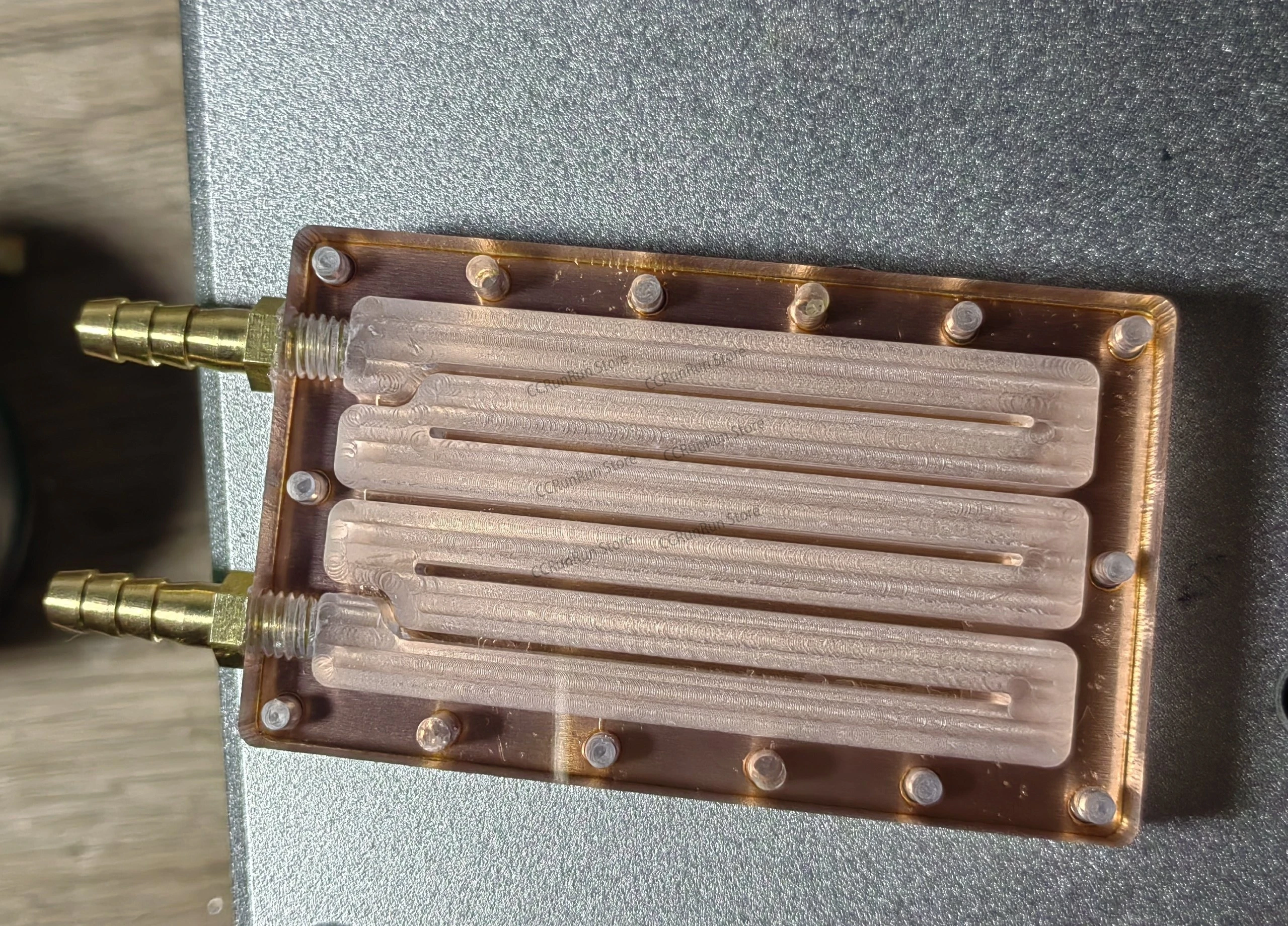 Placa de Disipación de Calor Refrigerada por Agua de Cobre Púrpura Especial Nueva MAX130 Modificada para Bomba Láser Chuangxin