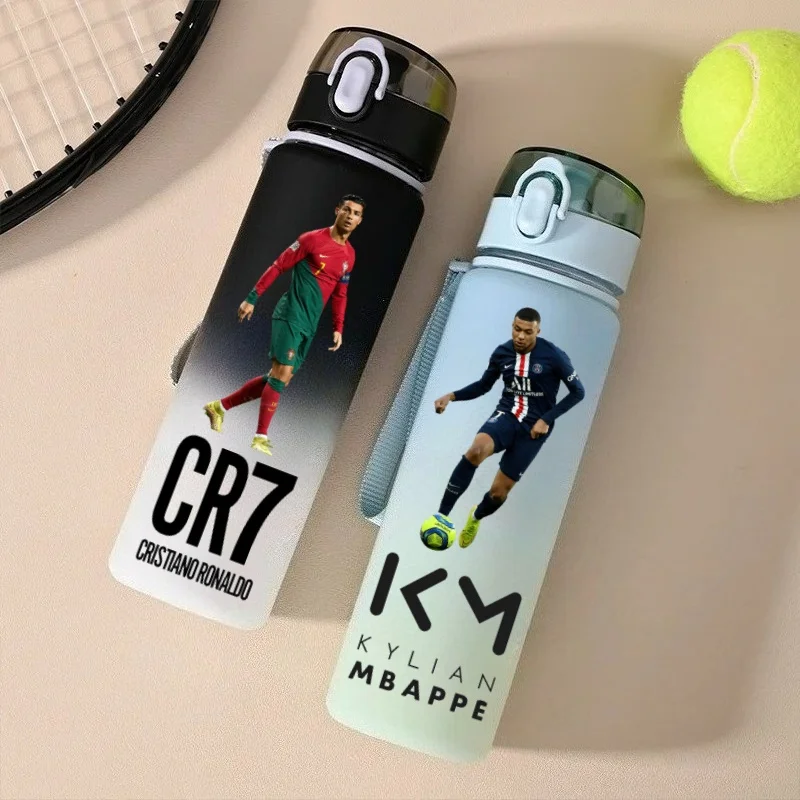 650ML Football Star Ronaldo Mbappe Neymar Sports Water Bottle Portable Plastic Outdoor Sports Fitness Drinking Water Bottle