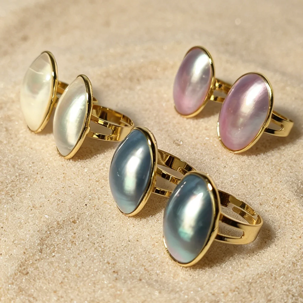 Oval Iridescent Mother Of Pearl Bezel Set Adjustable Rings Golden Plated Wholesale Shell Craft Supplies R2G512